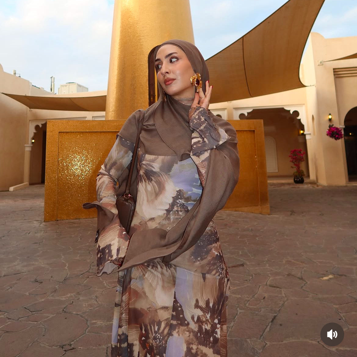 hochwertiges bamboo Modal hijab in khaki, atmungsaktivem Stoff, leicht, mit passender Unterkappe